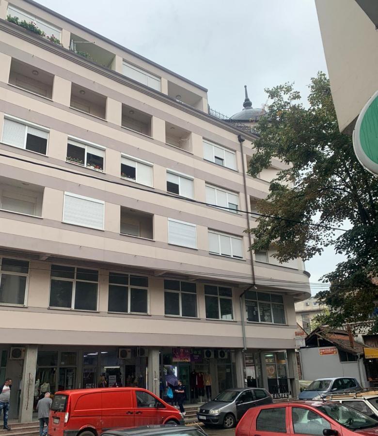 Appartamento Zara Apartman Krusevac - Centar Esterno foto