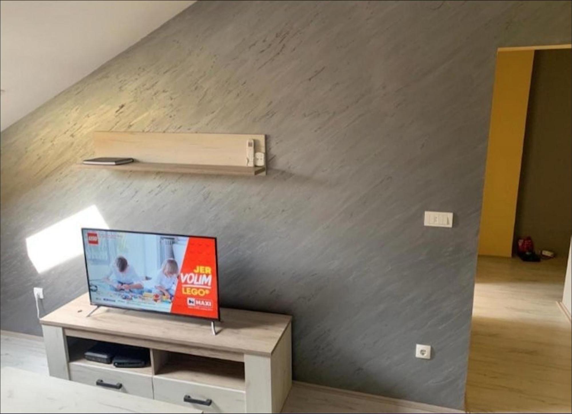 Appartamento Zara Apartman Krusevac - Centar Esterno foto